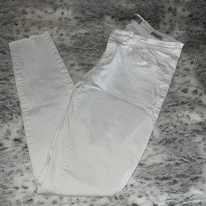 JudyBlue white jeans - 28